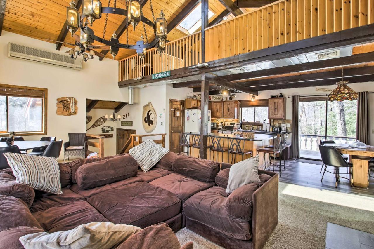 Swiss-Style Chalet With Fireplace - Near Story Land! Bartlett Buitenkant foto